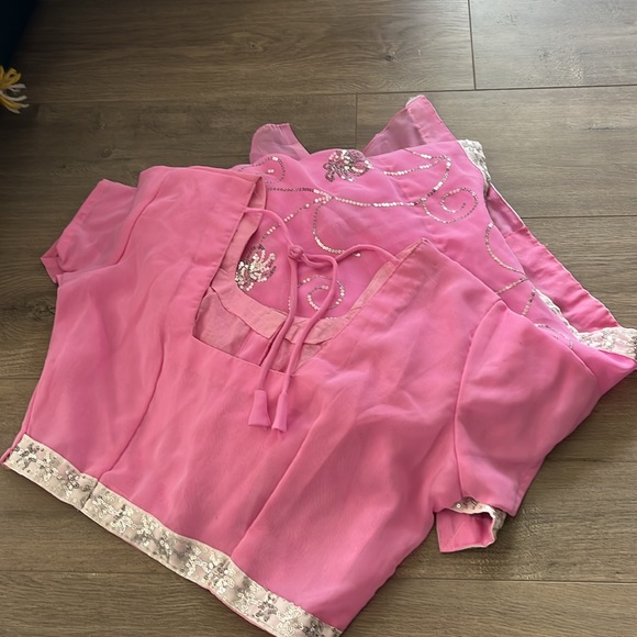 Pink Saree - Picture 3 of 8